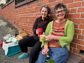 News brief - Earls Tce seat